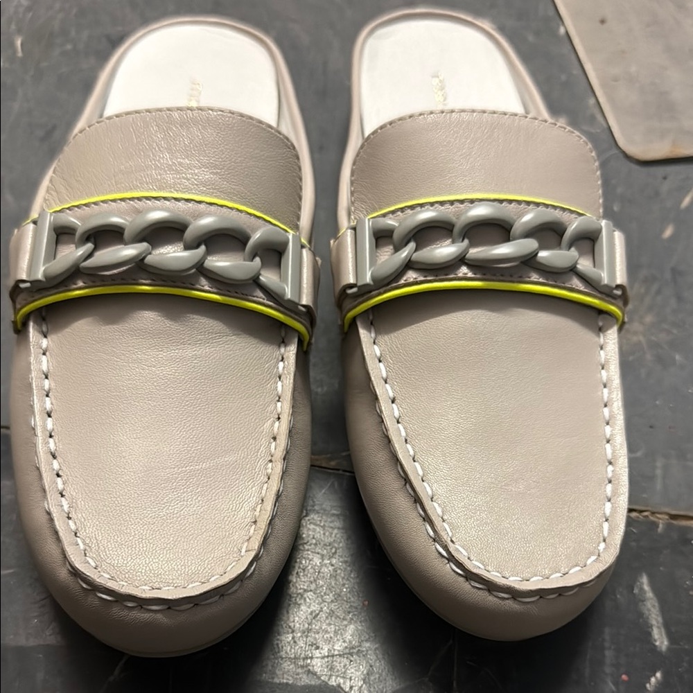 Maud Frizon Gray Loafers Slip-Ons 39